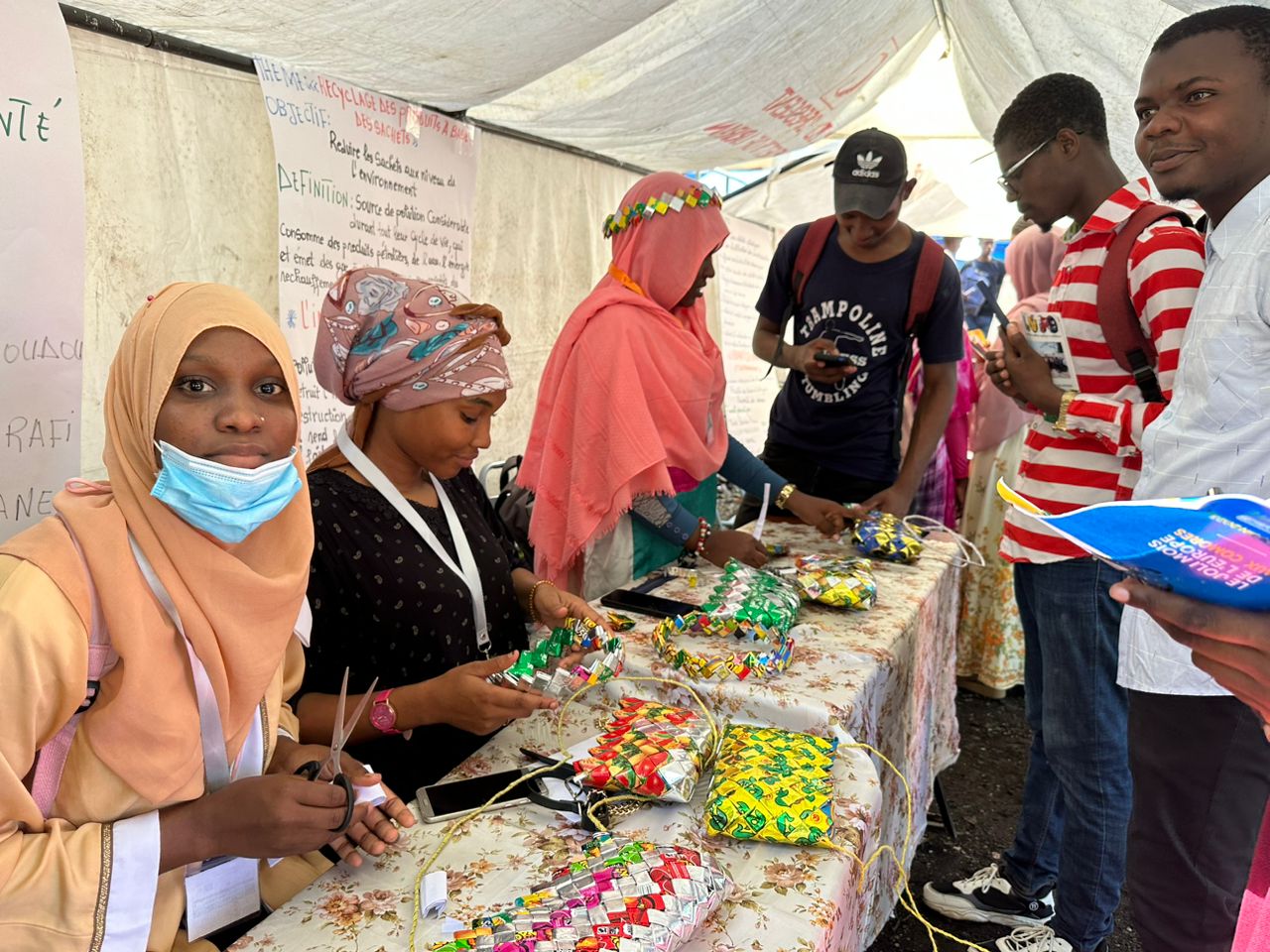 image Des étudiants se donnent pour réduire les déchets plastiques